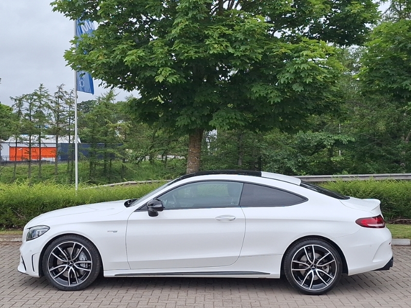 Mercedes-Benz C Class C43 4Matic Night Ed Premium Plus 9G-tronic White #4