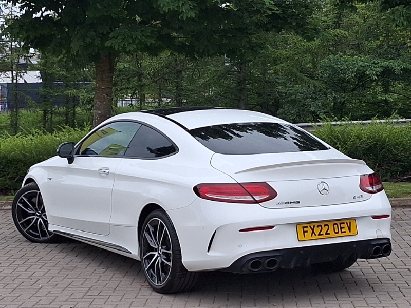 Mercedes-Benz C Class C43 4Matic Night Ed Premium Plus 9G-tronic White #2
