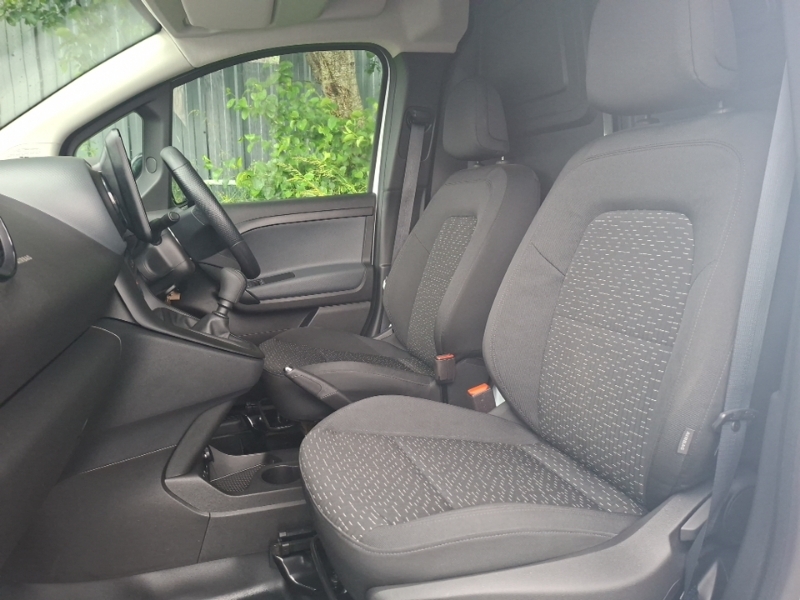 Mercedes-Benz CITAN 110Cdi Base Van White #5