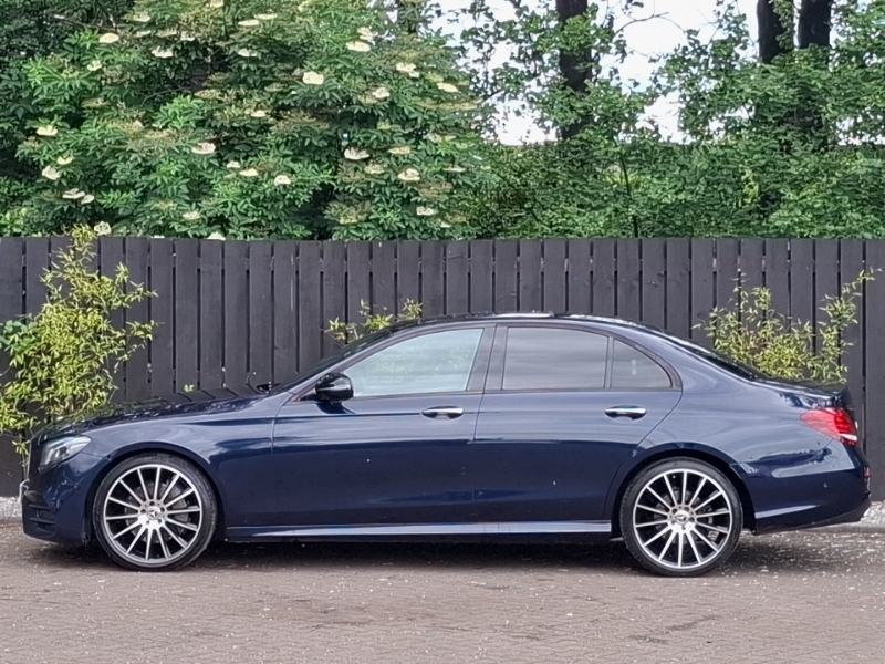Mercedes-Benz E Class E300d Amg Line Night Ed Prem 9G-tronic Blue #4