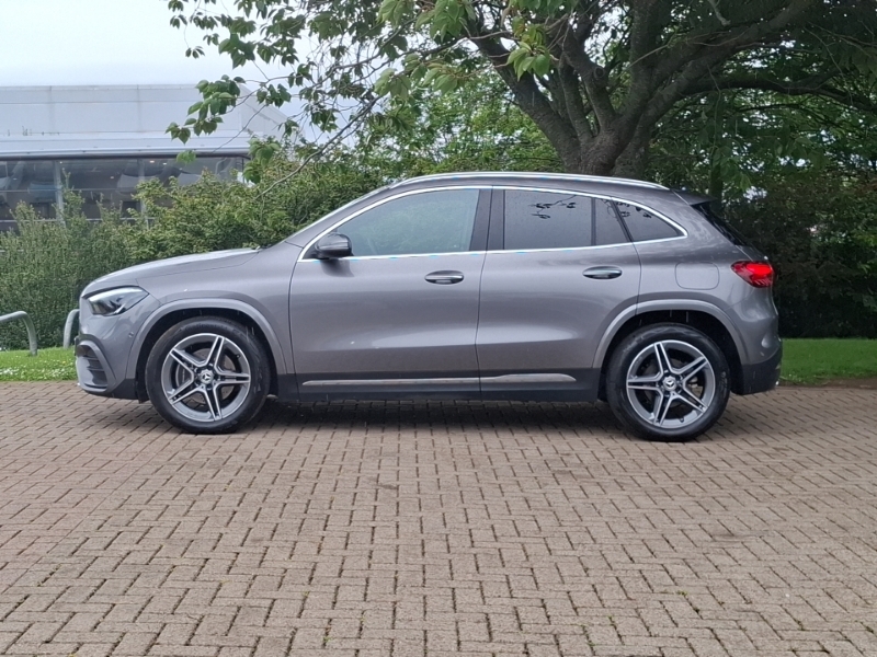 Mercedes-Benz GLA Class Gla 200 Amg Line Executive Grey #4