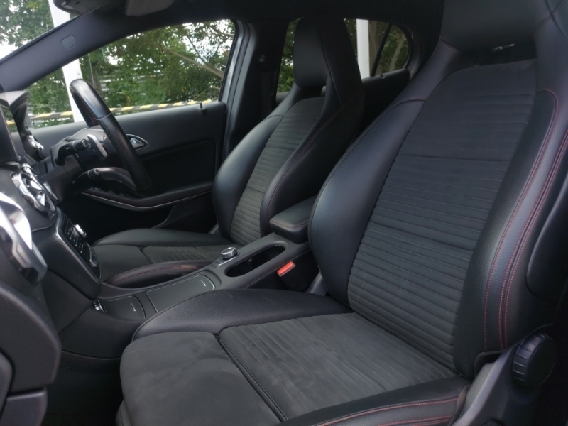 Mercedes-Benz GLA Class Gla 180 Amg Line Edition Grey #5