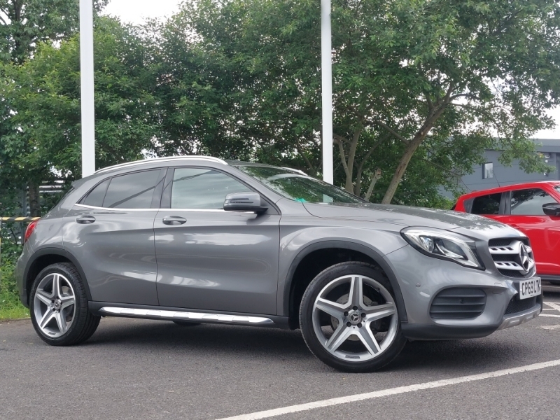 Mercedes-Benz GLA Class 200 Amg Line Premium Black #7