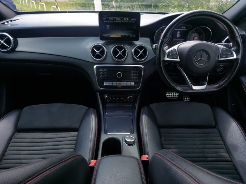 Mercedes-Benz GLA Class Gla 180 Amg Line Edition Grey #3