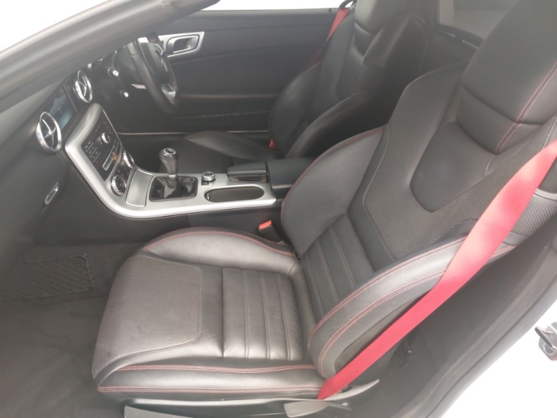 Mercedes-Benz SLC Slc 200 Amg Line White #5