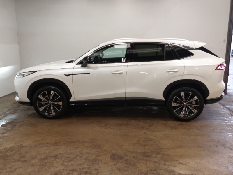 MG HS 1.5 T-gdi Se White #4