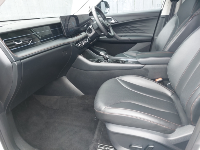 MG HS 1.5 T-gdi Phev Trophy White #5