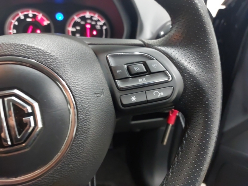 MG MG3 2020 70 Excite Red #13