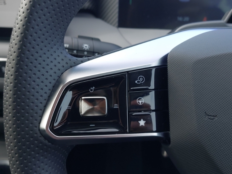 MG MGS5 Mgs5 170Kw Se Ev Long Range 64Kwh Estate White #12