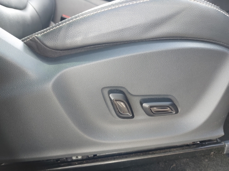 MG ZS Zs 1.5 Vti-tech Exclusive Euro 6 Ss Red #17