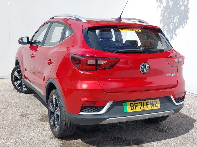 MG ZS 105Kw Exclusive Ev 45Kwh Red #2