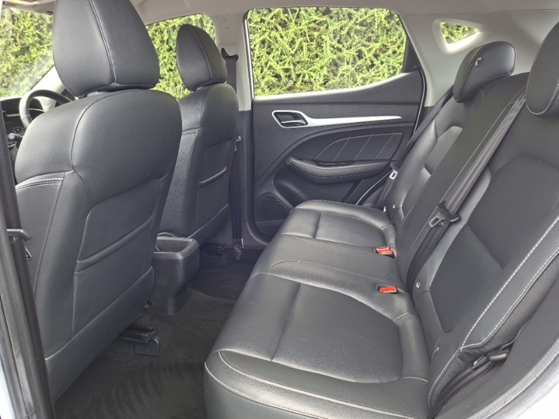 MG ZS 1.0T Gdi Exclusive Dct White #6