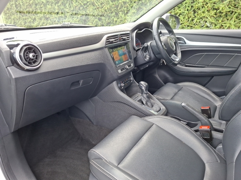 MG ZS 1.0T Gdi Exclusive Dct White #5
