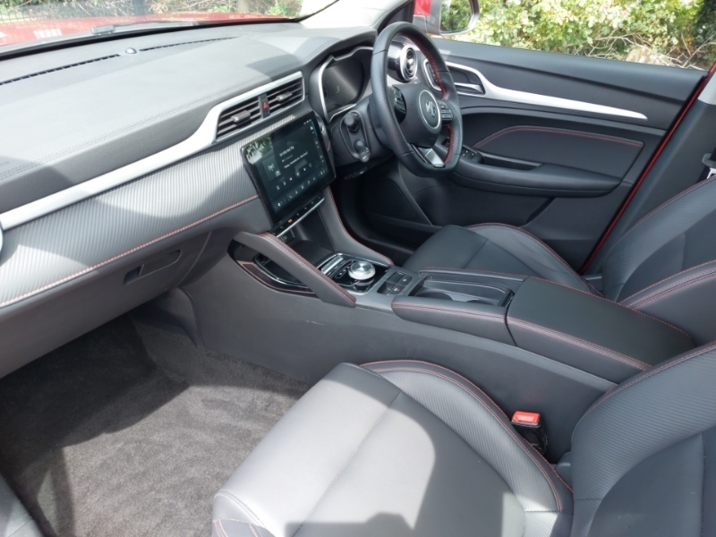 MG ZS 130Kw Trophy Ev 51Kwh Red #5