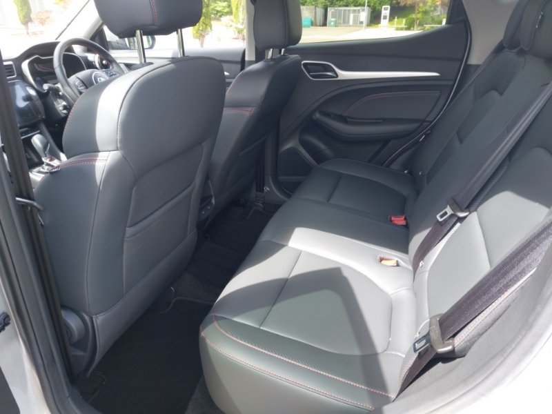 MG ZS 1.0T Gdi Exclusive Dct Silver #5
