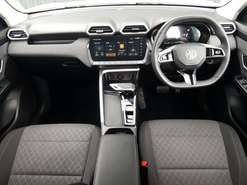 MG ZS 1.5 Hybrid Se White #3