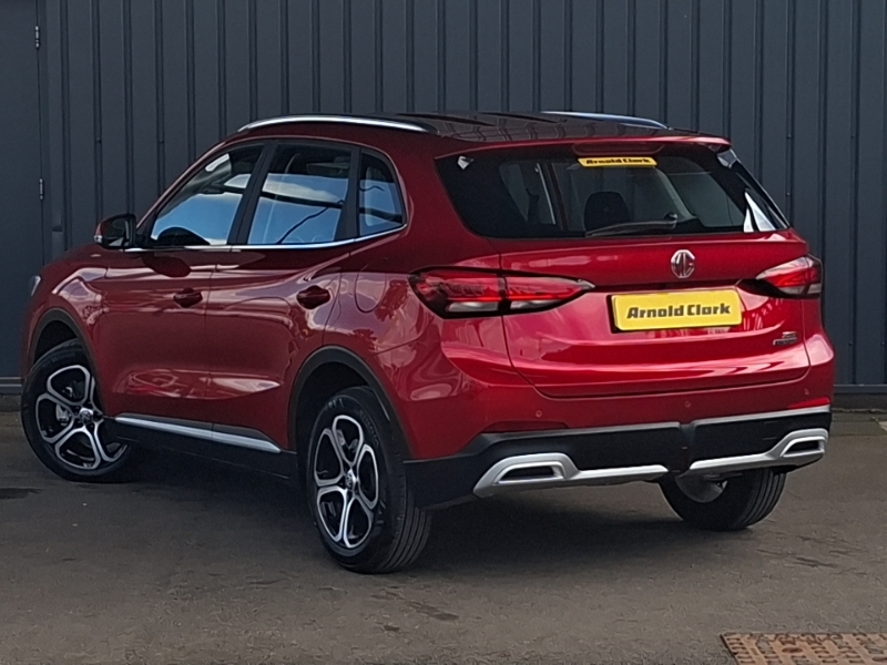 MG ZS 1.5 Hybrid Se Red #2