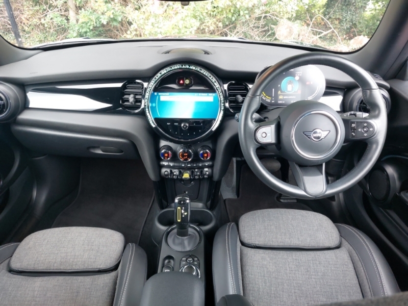 Mini Hatch 135Kw Cooper S Level 2 33Kwh Black #3