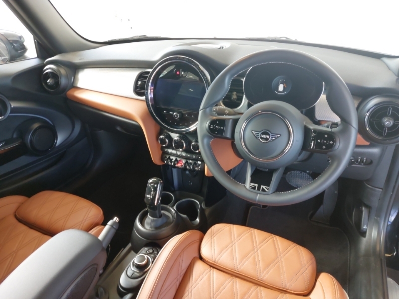 Mini Hatch 1.5 Cooper Exclusive Premium DE23YMZ Black #3