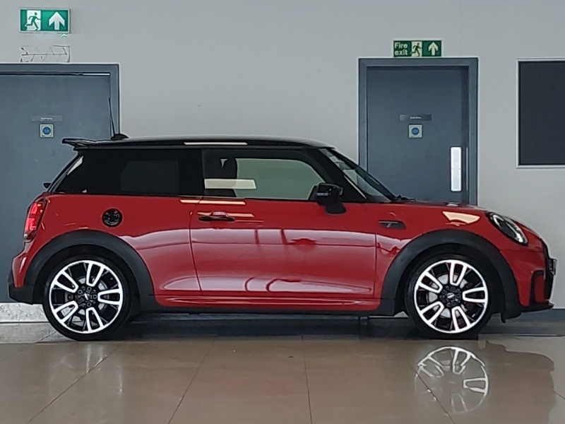 Mini Hatch F56 Mini 3-Door Cooper Exclusive Lci II Black #3