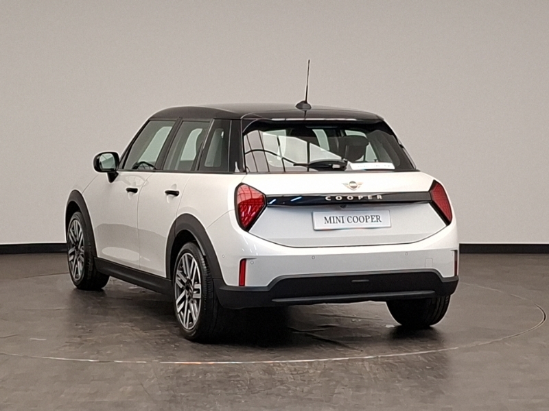 Mini Hatch 1.5 C Classic White #2