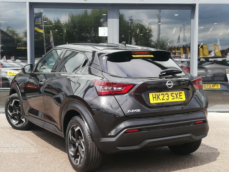 Nissan Juke 1.0 Dig-t 114 N-connecta Black #2