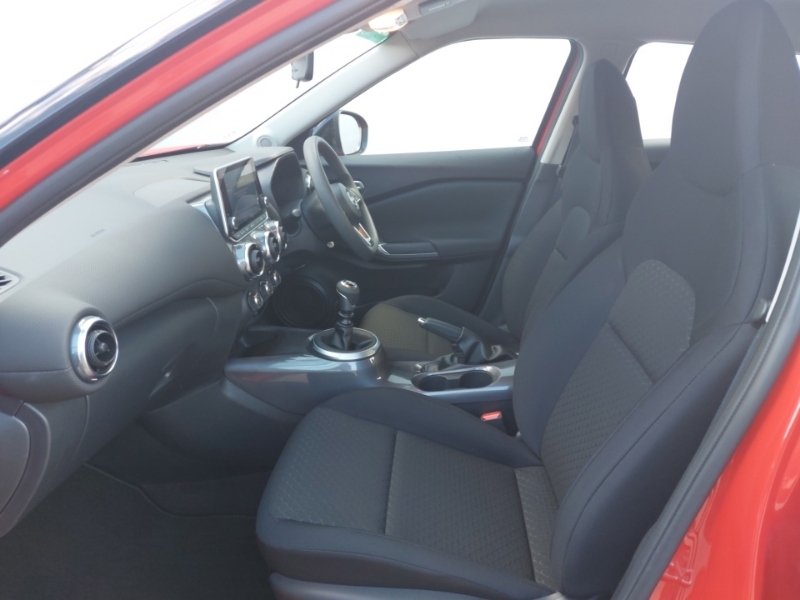 Nissan Juke 1.0 Dig-t 114 Acenta Red #5