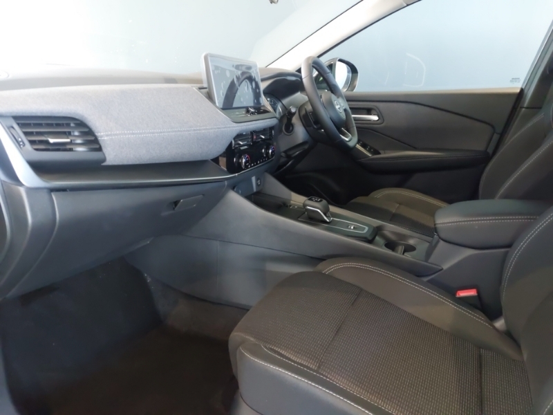 Nissan Qashqai 1.3 Dig-t Mh 158 Acenta Premium Xtronic Grey #5