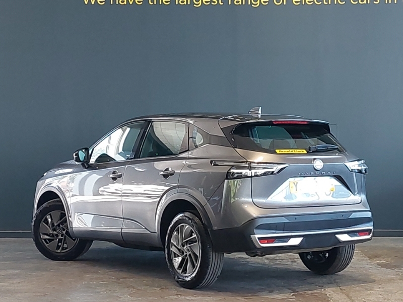 Nissan Qashqai 1.3 Dig-t Mh 158 Acenta Premium Xtronic Grey #2