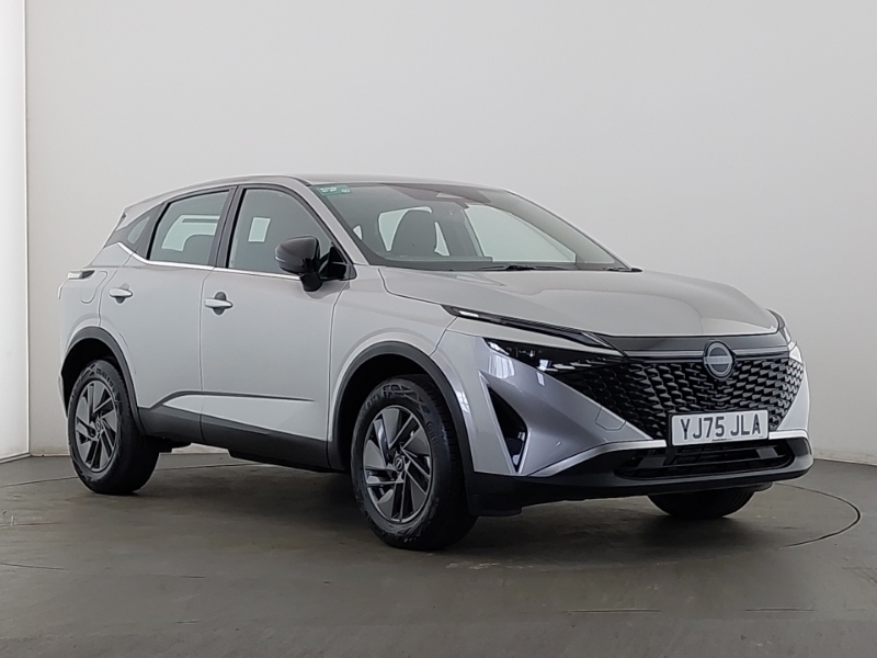 Nissan Qashqai 1.3 Dig-t Mh 158 Acenta Premium Xtronic Silver
