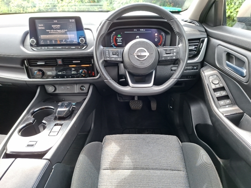 Nissan X-Trail Tekna Silver #8