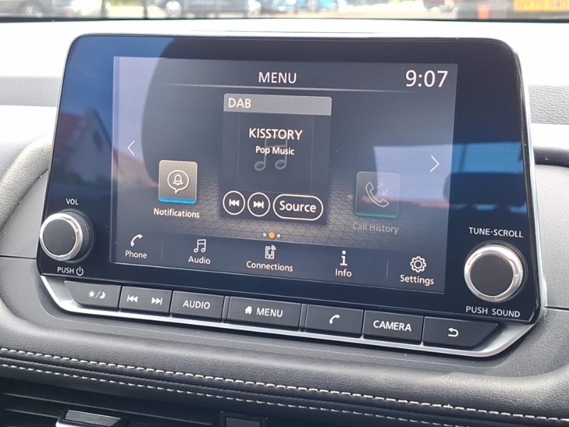 Nissan X-Trail Tekna Silver #10