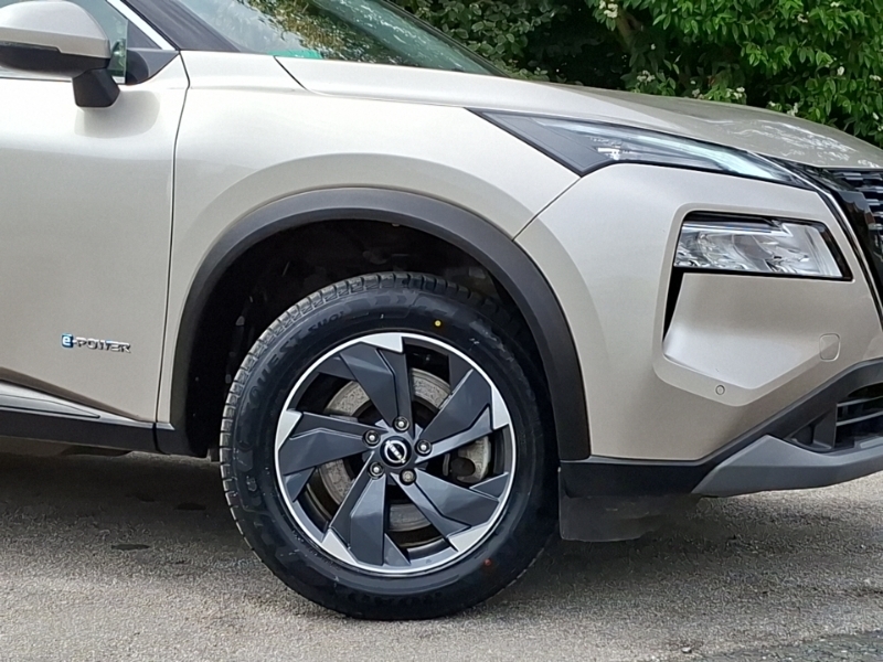 Nissan X-Trail Tekna Silver #20