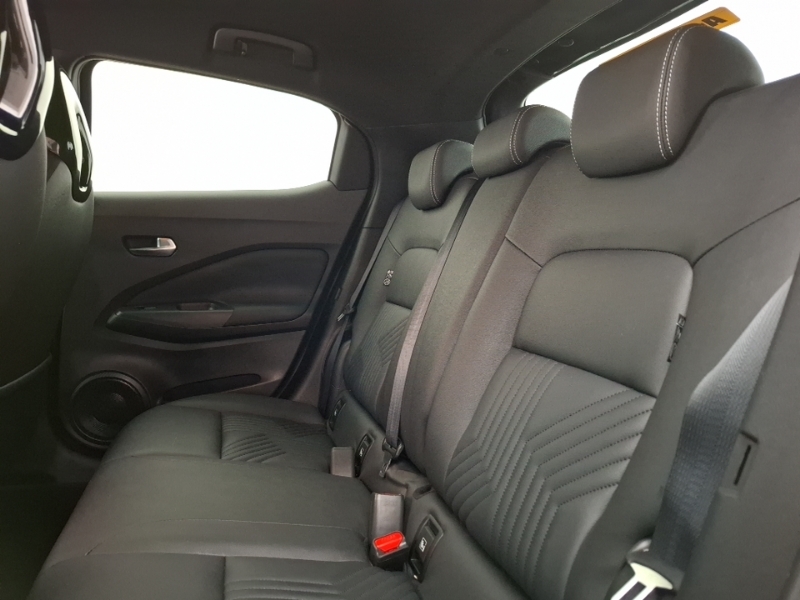 Nissan Juke 1.0 Dig-t Tekna Black #6