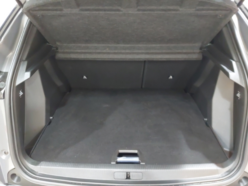 Peugeot 2008 Allure Black #18