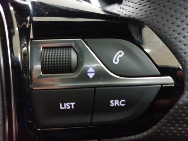 Peugeot 2008 Allure Black #13