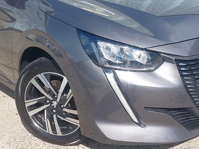 Peugeot 208 Gt Black #20