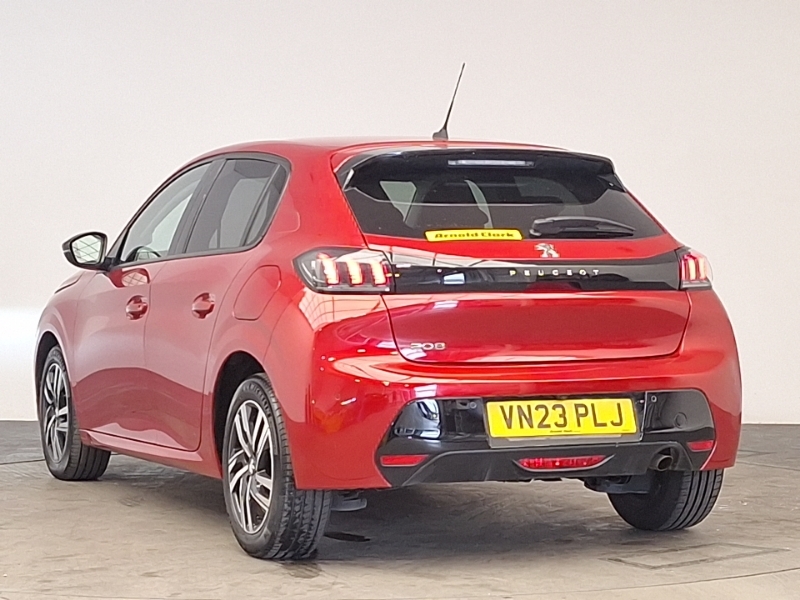 Peugeot 208 1.2 Puretech 100 Allure Premium VN23PLJ Red #2
