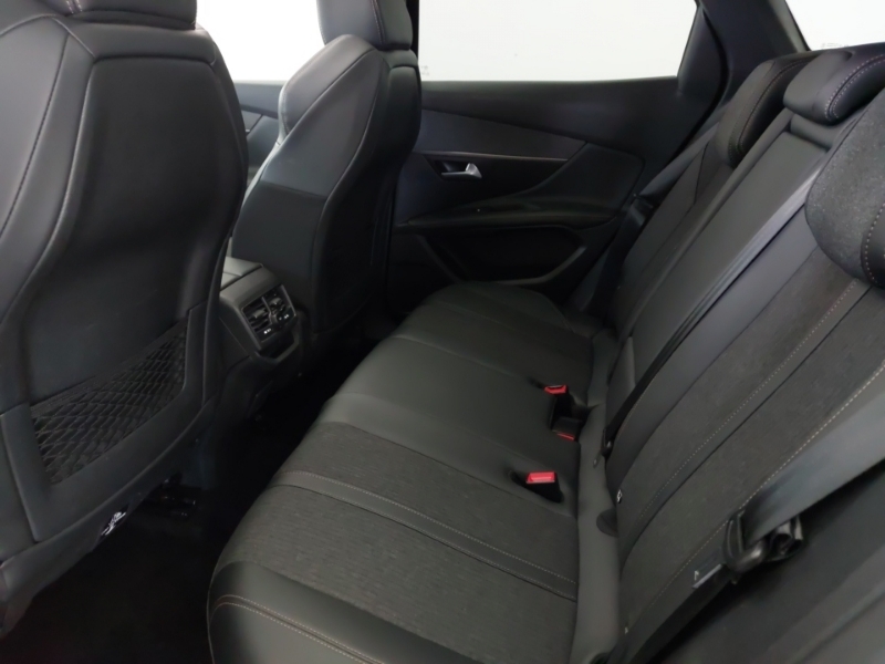 Peugeot 3008 1.5 Bluehdi Gt Line Premium Black #6