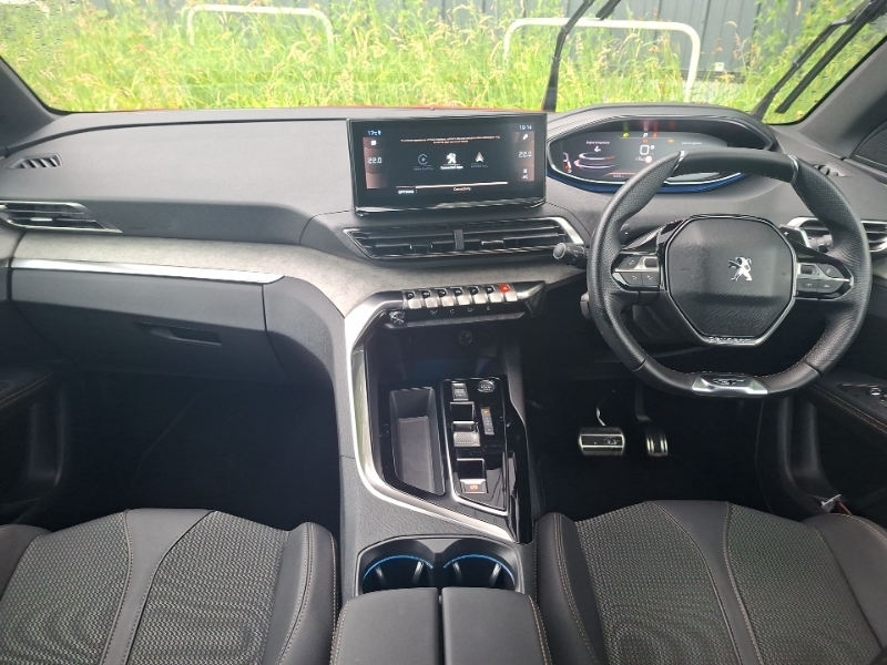 Peugeot 3008 Puretech Ss Active Premium Plus White #3