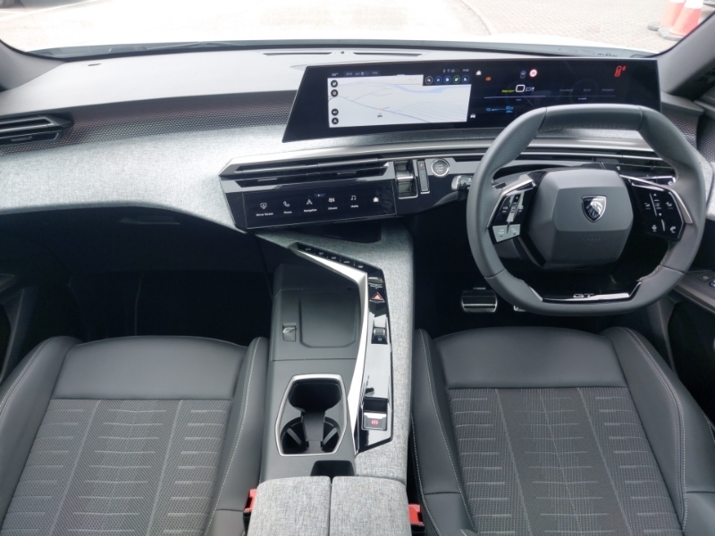 Peugeot 3008 157Kw Gt 73Kwh White #3