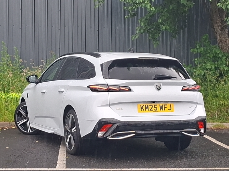 Peugeot 308 1.2 Hybrid 136 Gt E-dsc6 White #2