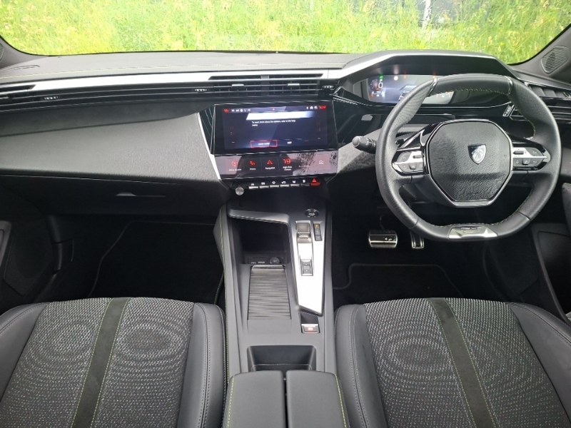 Peugeot 308 1.2 Hybrid 136 Gt E-dsc6 White #3