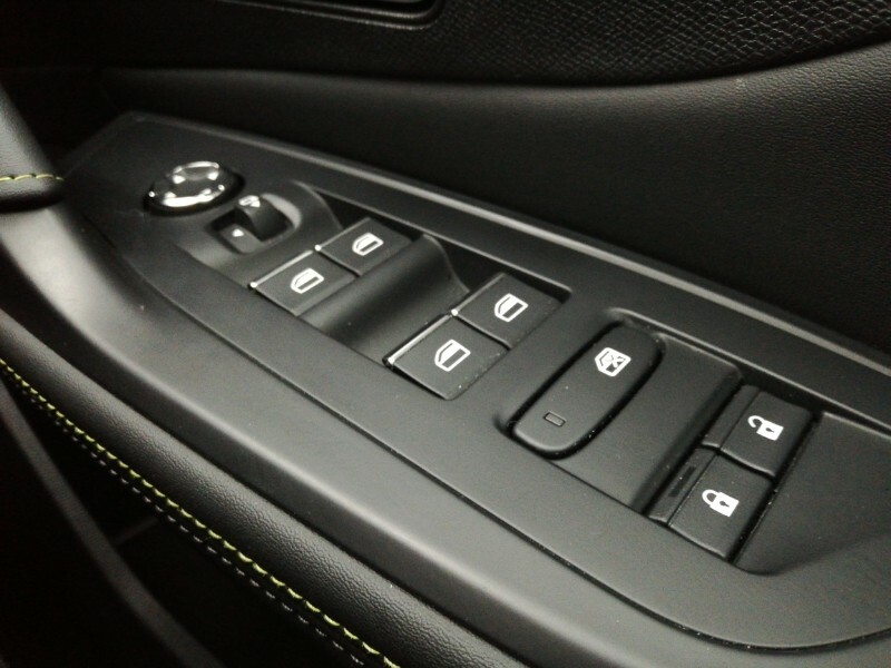 Peugeot 308 1.2 Puretech Allure Premium Hatchback E Black #14