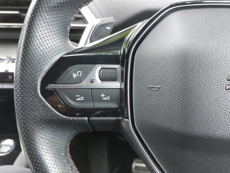 Peugeot 5008 1.2 Puretech Active Premium Grey #12