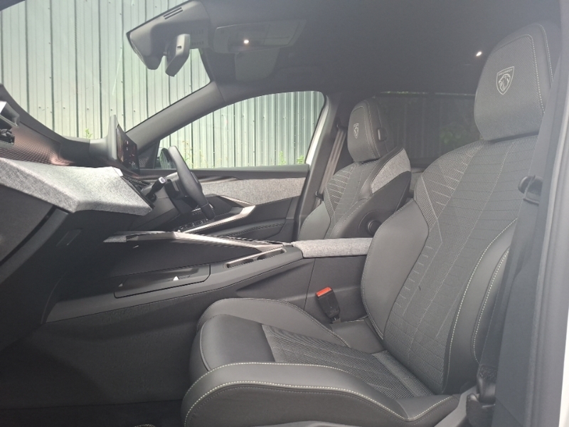 Peugeot 5008 1.2 Hybrid 136 Gt E-dsc6 White #5
