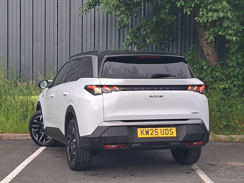 Peugeot 5008 1.2 Hybrid 136 Gt E-dsc6 White #2