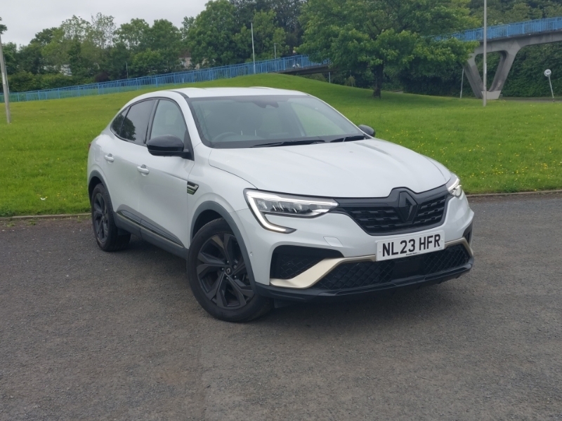 Renault Arkana 1.6 E-tech Full Hybrid 145 Engineered White