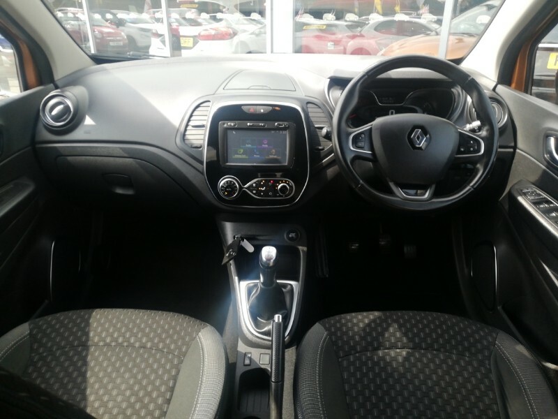 Renault Captur 0.9 Tce 90 Dynamique S Nav Orange #2