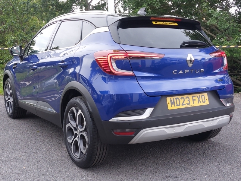 Renault Captur 1.6 E-tech Full Hybrid 145 Techno MD23FXO Blue #2